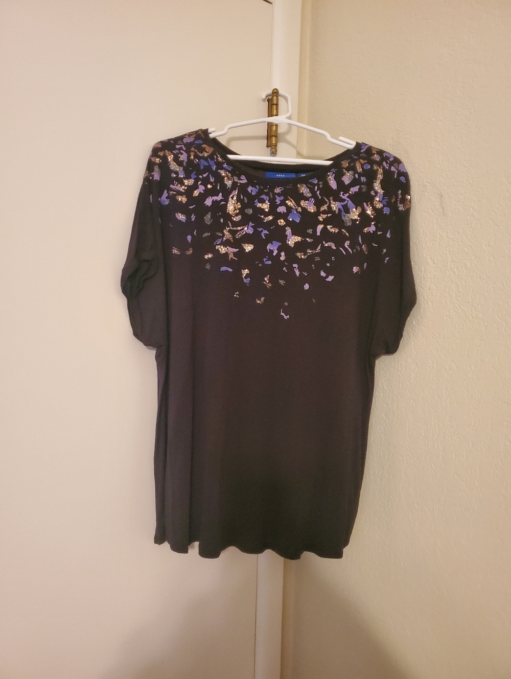 Apt. 9 Black Short Sleeve Top with Gold and Purple Foil Detail